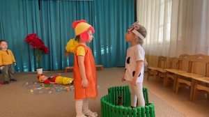 Инсценировка сказки "Петушок и бобовое зернышко" во второй младшей группе "Гномики"