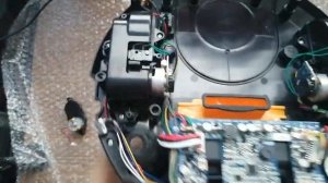 Взаимозаменяемость привода боковой щётки с мотором робота пылесоса Правый вместо левого Подойдёт?