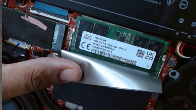 ASUS ROG Zephyrus M16 (2023) GU604 Opening & RAM Upgrade смотреть онлайн