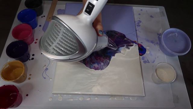 016 - I'm in LOVE! Lavender & Metallic Pearl Split Color Dutch Pour смотреть онлайн