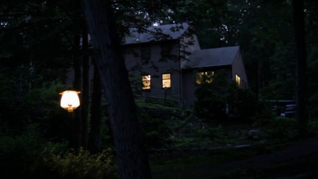 "There is Something Living in the Shadows" Creepypasta смотреть онлайн