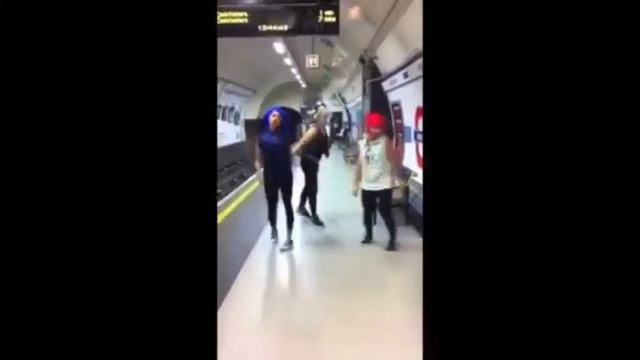 Girls Gone Wild on Tube... Madonna смотреть онлайн