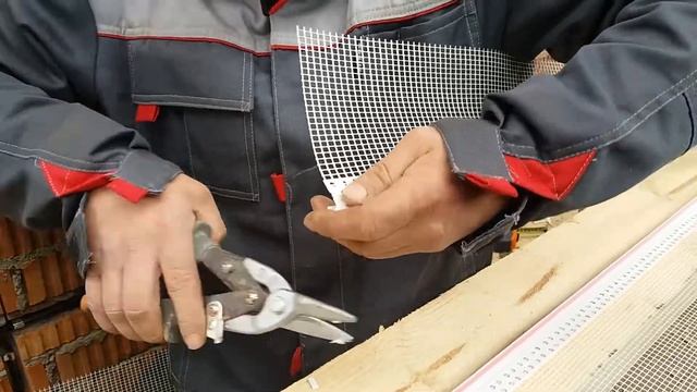 Что такое элемент примыкания с сеткой, как его режут и как его устанавливают на оконных откосах смотреть онлайн