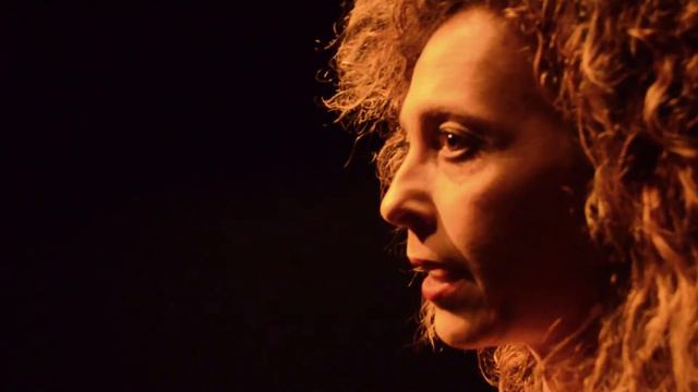 Πισίνα(νερό;) του Mark Ravenhill, Θέατρο 104, Ντέπυ Πάγκα смотреть онлайн