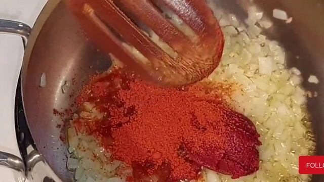 Пряное блюдо из бобов. Baharatlı fasulye yemeği. Spicy bean dish. 辣豆菜。 смотреть онлайн