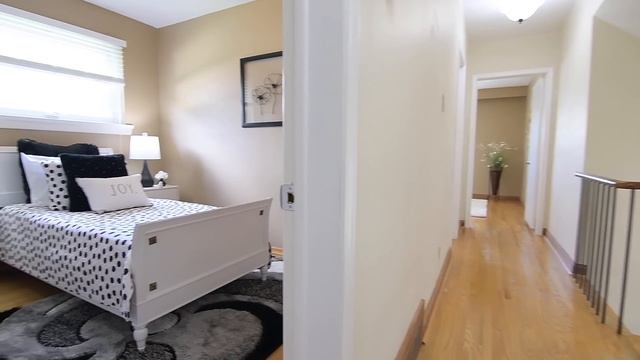 43 Hills Road, Ajax - Open House Video Tour смотреть онлайн
