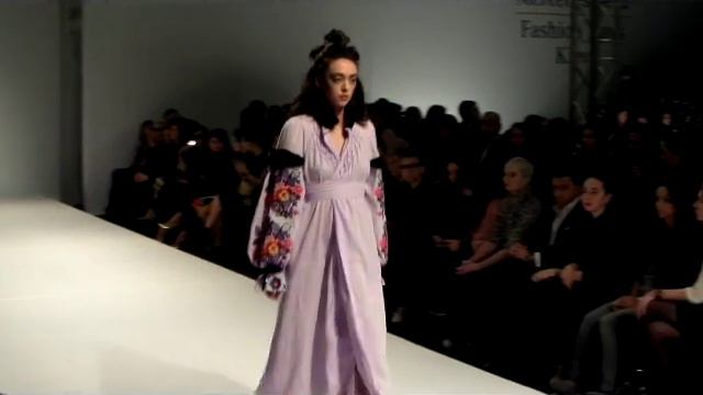 Светский Киев с Андреем Святыней. Yuliya Magdych MBKFD catwalk show смотреть онлайн