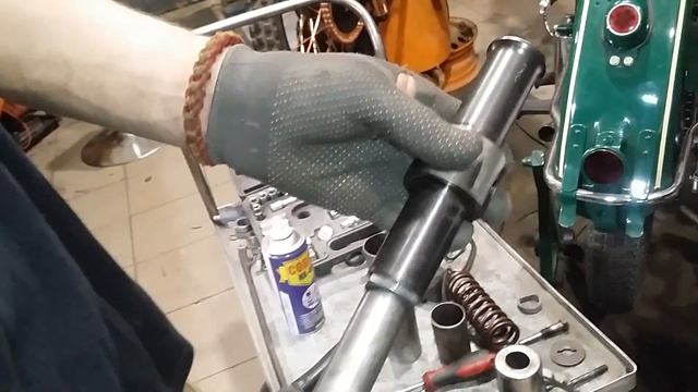 Задний амортизатор ИЖ-49 (для Равиля Мельзетдинова)