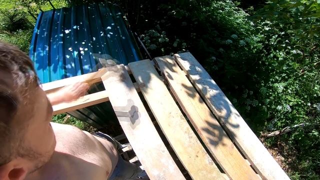 Максимально бюджетный сарай. Обрешетка крыши. 3/3 смотреть онлайн