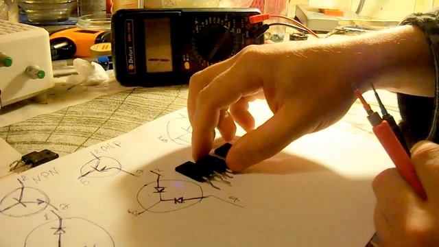 Как "прозвонить" строчный транзистор и чем отличается от обычного биполярного нюансы смотреть онлайн