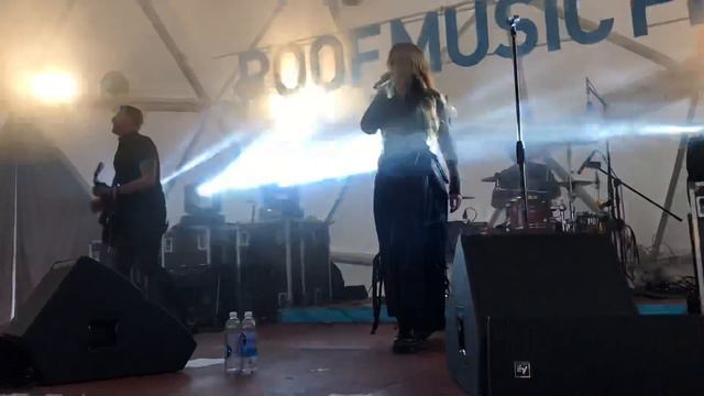 Рита Дакота — Кто (Санкт-Петербург, Roof Place) смотреть онлайн