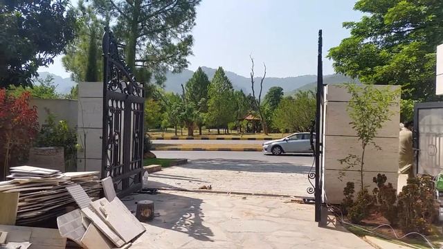 Swing Gate automation system underground (NICE M.FAB 3024) installation in Islamabad F7/2 смотреть онлайн