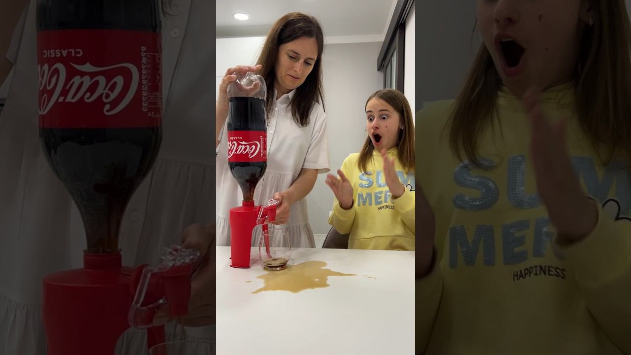 Cool Coca Cola Алинка проверяет лайфхак #shorts смотреть онлайн