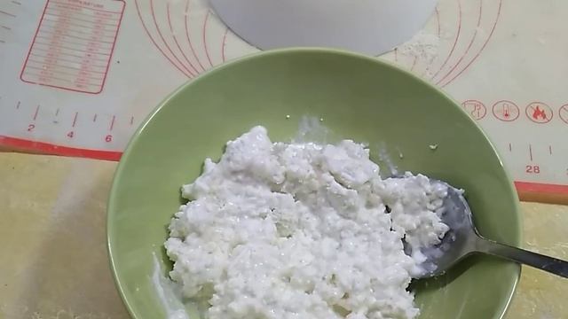 Сочники с творогом на ГАЗИРОВКЕ с Цельнозерн. Мукой Без Яиц! ЧЕРЕЗ 5 минут уже в духовке! смотреть онлайн