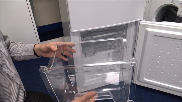 Lec T5039 50cm Fridge Freezer Demonstration смотреть онлайн