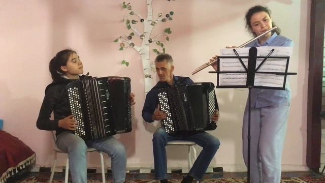 А. Шалаев «Молдавский танец» – трио: Адалина Виллер, Василина Смигасевич, Алексей Силантьев смотреть онлайн