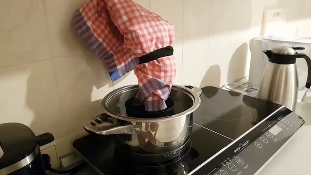 Ikea flower unpoting / как вытащить цветок из горшка Икеи смотреть онлайн