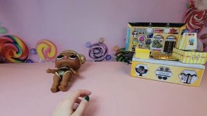 LOL Surprise Big Baby Queen Bee Unboxing!