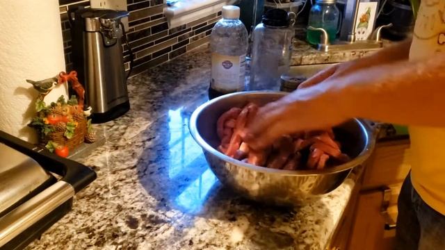 вяленое мясо своими руками. Beef Jerky смотреть онлайн