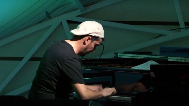 Miles Davis "Nardis" -flamenco fusion. Ruslan Agababayev & Ismael De La Rosa (El Bola) смотреть онлайн