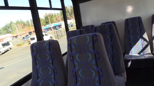 2002 International Eldorado 29 Passenger Shuttle Bus - S60080 смотреть онлайн