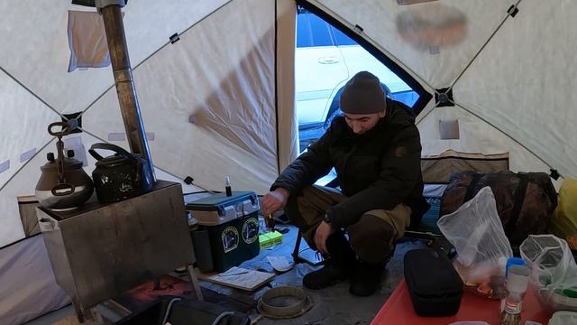 Байкал. Наедине с ветром . (Alone on the ice of Lake Baikal) смотреть онлайн