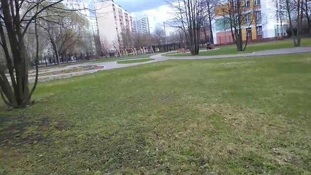 2021.04.22 Недалеко от Ваниных тренировок по дзюдо. Голубятня в городе. смотреть онлайн