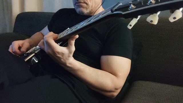 Iggy Pop - Loves Missing (tolist92 guitar jamming) смотреть онлайн