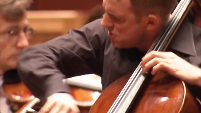 Дмитрий Шостакович - Концерт для виолончели с орк. №1 - Johannes Moser. смотреть онлайн