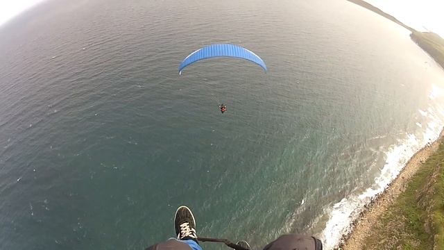 Владивосток, о.Русский, полеты на параплане в динамике. 25.06.2017 смотреть онлайн