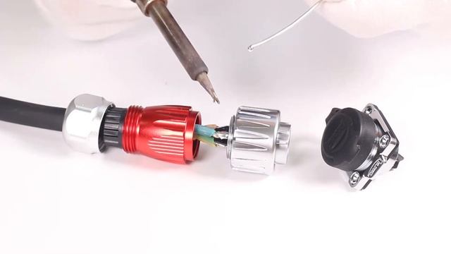 Metal IP67 Outdoor Circular Connectors 20A 4 Pin смотреть онлайн