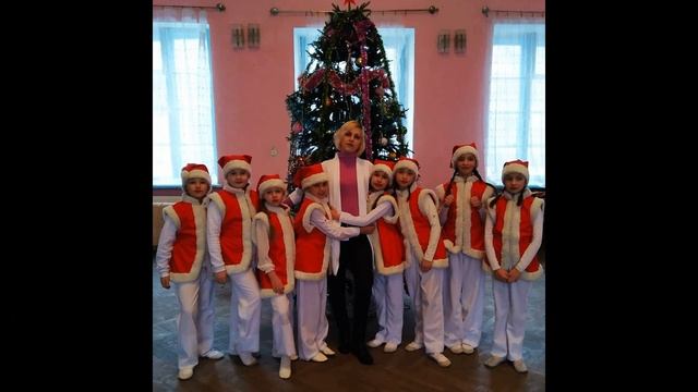 Фотоколлаж Образцового ансамбля народного танца "Веселка" смотреть онлайн