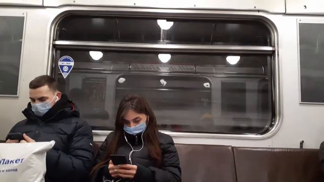 Метро Санкт-Петербурга. Поездка на Ема-503 по красной линии смотреть онлайн