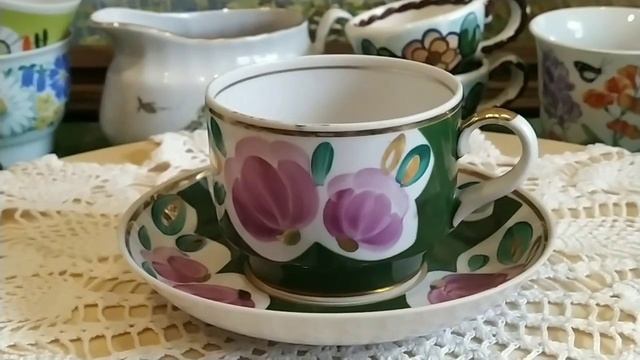 Хрустальные "шампанки", чаша с сиренью и сервиз ЛФЗ Э. Криммера " Солнечный день" смотреть онлайн