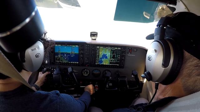 Flight No. 113 VFR ILS R36L to Napa (KAPC) смотреть онлайн