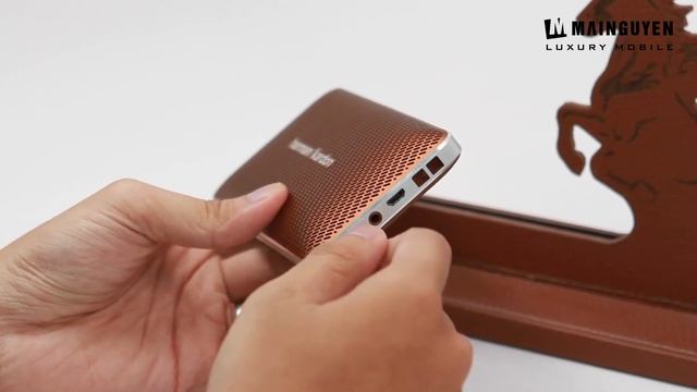 Trên tay nhanh Loa Harman Kardon Esquire Mini - www.mainguyen.vn смотреть онлайн