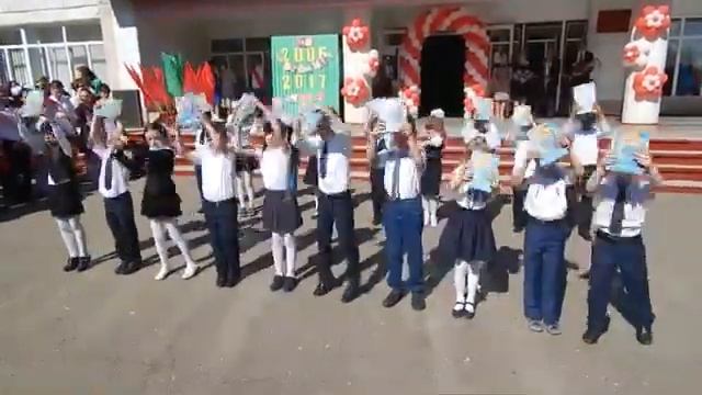 Последний Звонок, танец 1 класс, Первомайская СОШ №1 (ПМР) смотреть онлайн