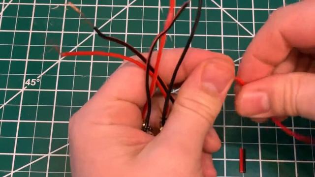How to reverse a DC Motor with a toggle switch смотреть онлайн