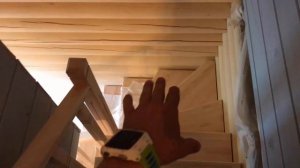 ЛЕСТНИЦА НА 2 ЭТАЖ С 4 ПОВОРОТНЫМИ СТУПЕНЯМИ