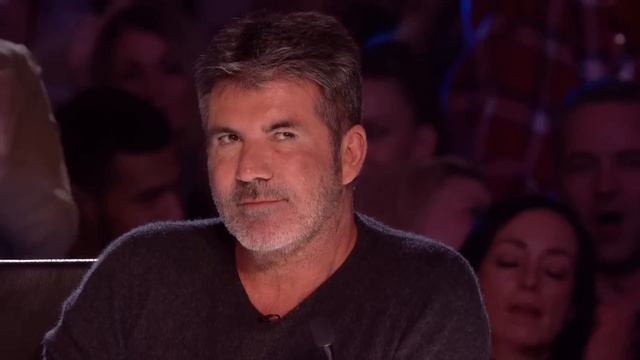Amanda Holden's GOLDEN BUZZER auditions! | Britain's Got Talent смотреть онлайн