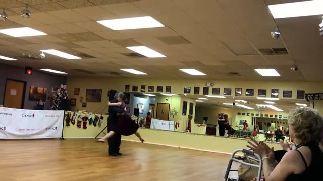 El Tango de Roxanne смотреть онлайн