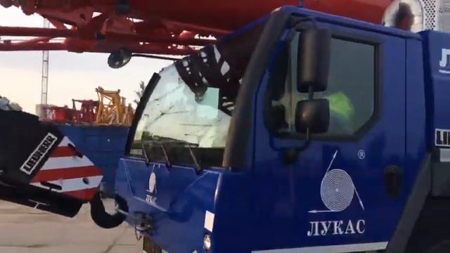 Новый LIEBHERR LTM 1130 грузоподъемностью 130 т