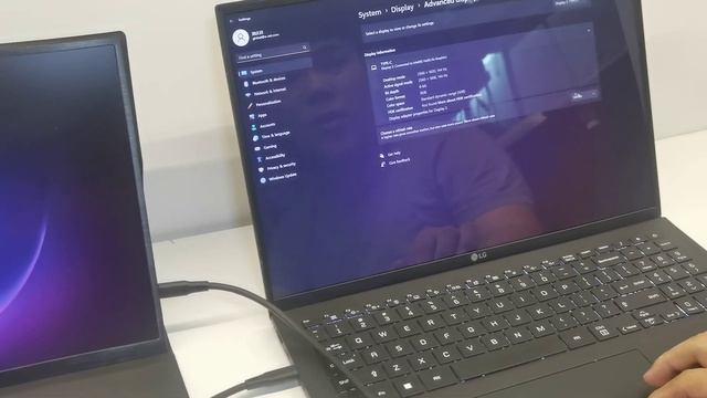 Type C Connection with LG GRAM at Z16P OR P16K смотреть онлайн