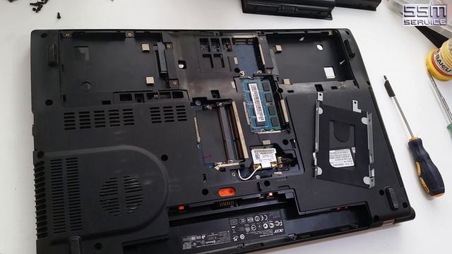 Как собрать ноутбук Acer V3 771G смотреть онлайн