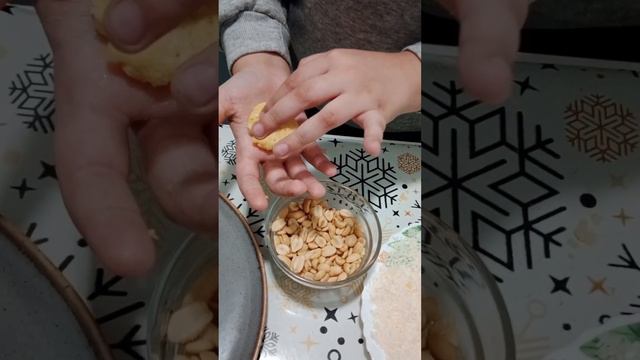 #Сладкое к чаю. #раффаэлкисарахисом #конфеты #вкусняшки #вкусняшкикчаю #sweetsfortea #raffaella смотреть онлайн