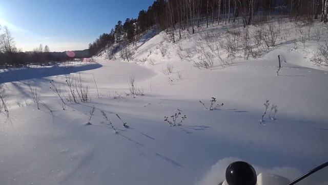 Поездка на снегоходе по реке Суенга смотреть онлайн