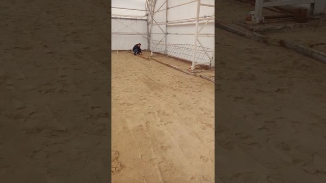 бюджетные бетонные полы для разборного ангара