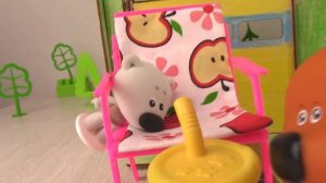 Братик Тучки МЕШАЕТ КЕШЕ СНИМАТЬ ВИДЕО! Белый АМОНГ АС в БАНКЕ! Мимимишки мультики с игрушками