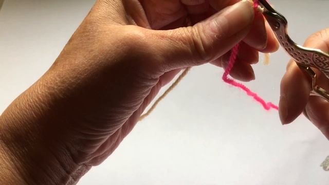 How to easily join yarn ~ easy Magic knot tutorial #magicknot смотреть онлайн