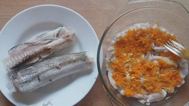 Запеченый хек, простой рецепт вкусной рыбы ?. Запеченая рыба на Новый год./ Запечена риба смотреть онлайн